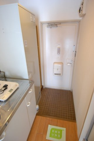 セントラル白山の玄関
