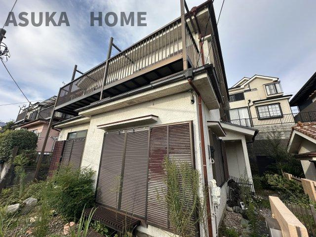 南区六ツ川3丁目戸建てのキッチン|L型キッチンで家事動線がよくお料理もテキパキこなせそうですね。