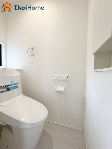 明石市魚住町清水4期　新築戸建のトイレ|【ホームページに現地動画掲載中】●年中無休：当日予約可●各階ウォシュレット、暖房便座が標準装備！