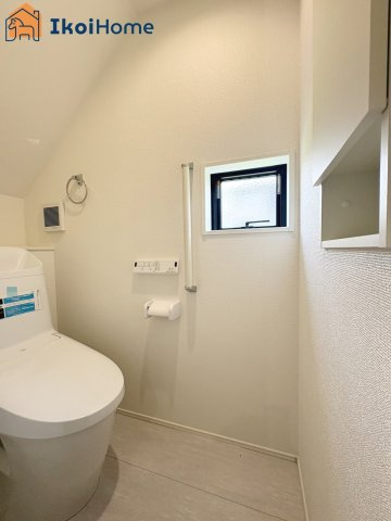 明石市魚住町清水4期　新築戸建のトイレ|【ホームページに現地動画掲載中】●年中無休：当日予約可●トイレが2か所あるので夜中も安心です。