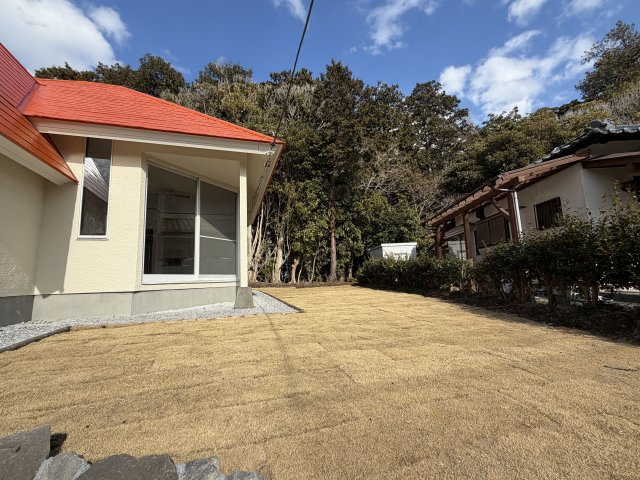 商談中　吉田ゴルフガーデンの平坦なお庭付き平屋建ての庭|平坦なお庭です