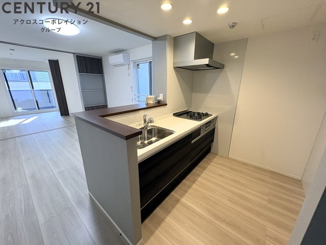 ３口ガスコンロのシステムキッチンです！