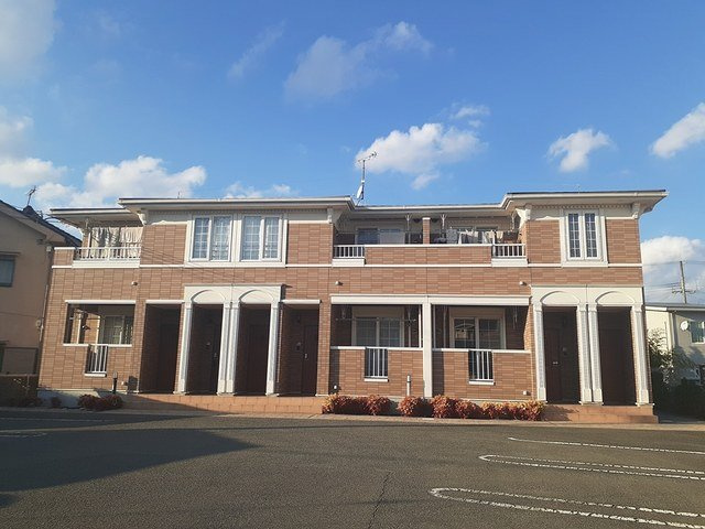 メリディエース・モンスの外観