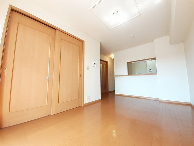 メリディエース・モンスの居間・リビング