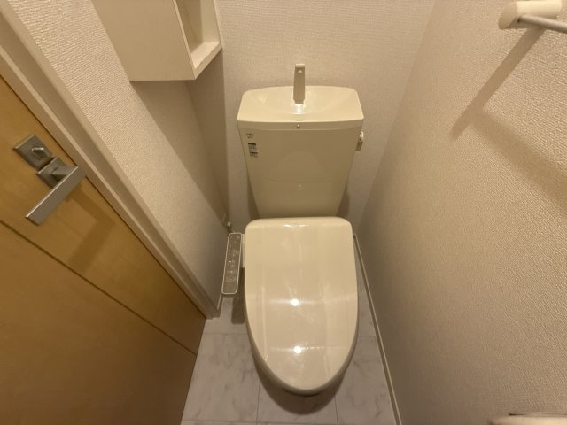 エレガンテ　ヴィラⅠのトイレ