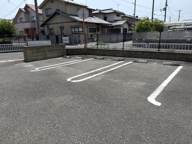 ポルトボヌールの駐車場