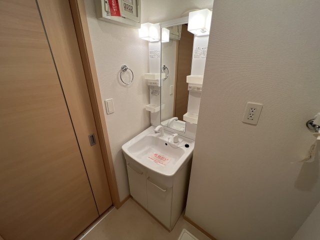 ソレイユ・北野の独立洗面台
