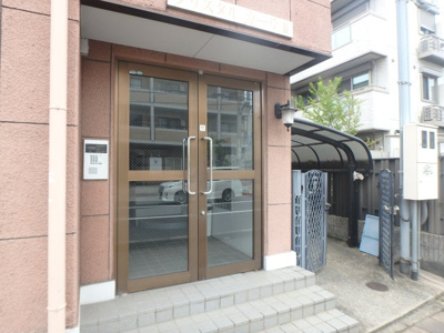 【エントランス】 | クリスタルカーサⅡ | エントランスです