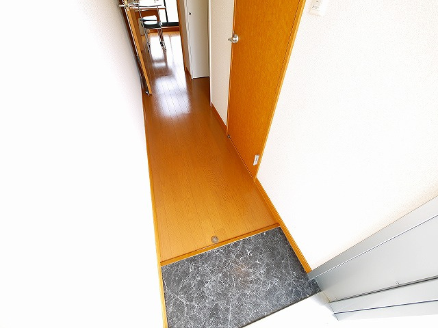 レオパレスｇｒｏｗの玄関|毎日通る玄関はこちらです