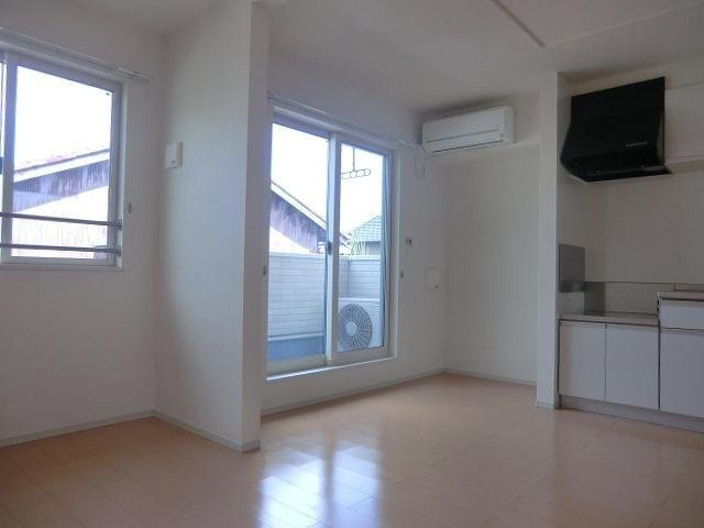 アンソレイユⅡの居間・リビング