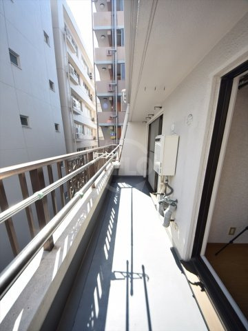 シャトー南船場　南小学校区のバルコニー|シャトー南船場　バルコニー