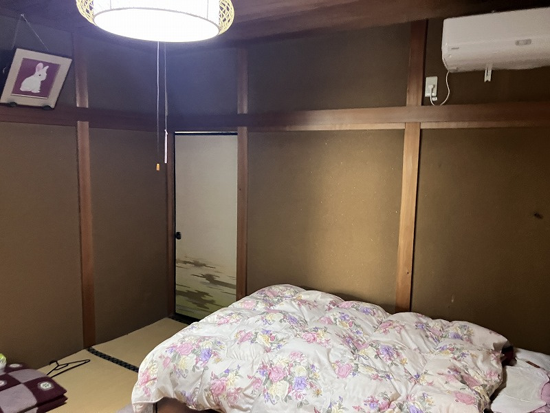 各務原市成清町３丁目の和室