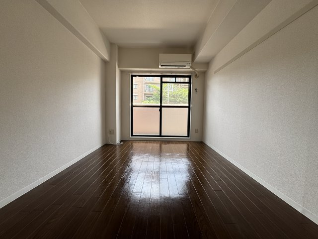 レコルテ千里中央の居間・リビング