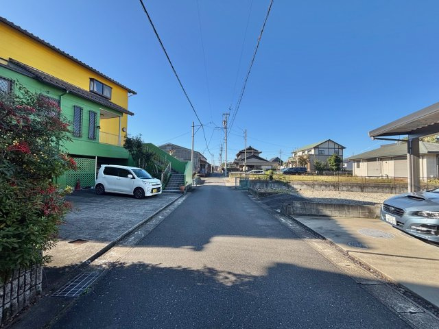 一宮市北方町北方字東土取土地の前面道路含む現地写真
