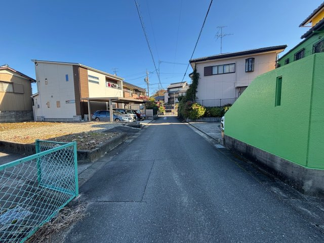 一宮市北方町北方字東土取土地の前面道路含む現地写真|南側公道約4.6ｍ　間口約7.8ｍ
