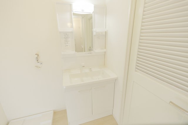 コスモリード篠崎駅前の洗面所