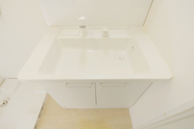 コスモリード篠崎駅前の洗面所