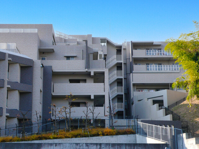エムプラザ桃山台ガーデンヒル