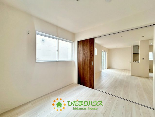 幸手西　新築一戸建て　01　リーブルファインの洋室