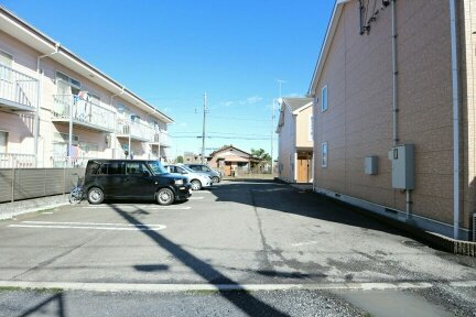 エ－デルハイムＡの駐車場