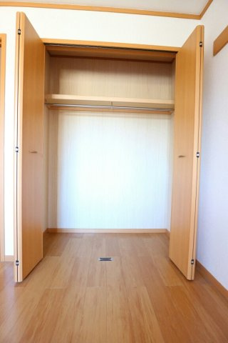 エ－デルハイムＡの収納