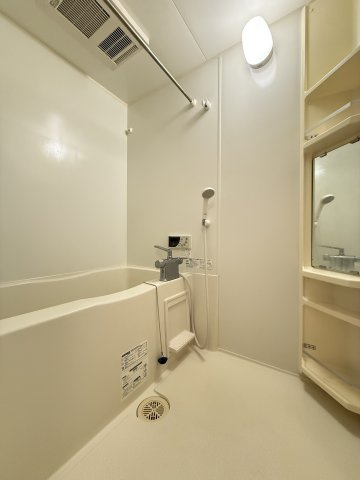 エクレールの浴室