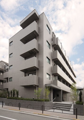 ルーブル練馬参番館の外観