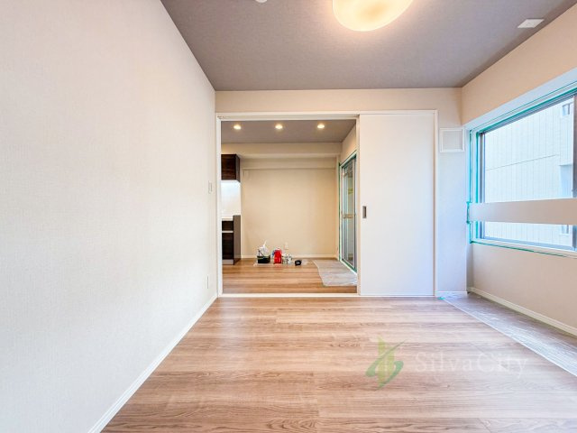 ライオンズマンション東神田の寝室|洋室　5帖