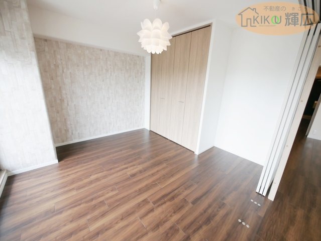 【寝室】 | 明石土山駅前スカイハイツB棟　3階