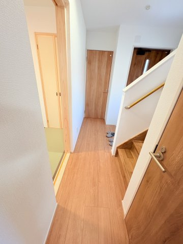 京地4丁目新築一戸建の内装|過ごしやすい室内です