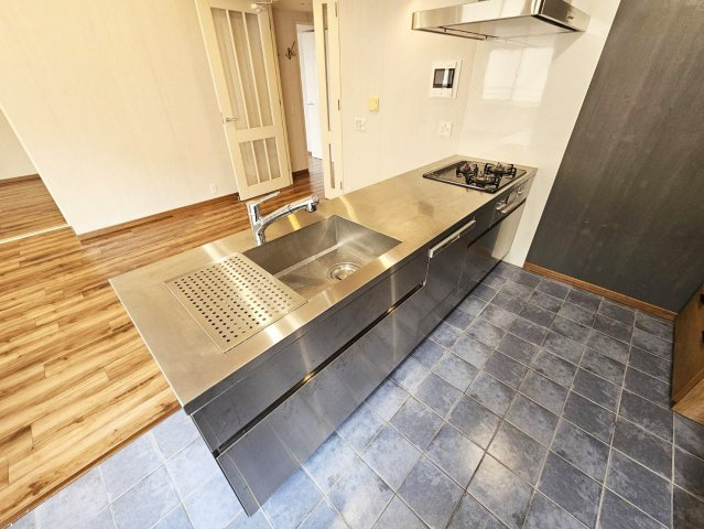 ファスタージュ相楽園のキッチン|きれいなキッチンです