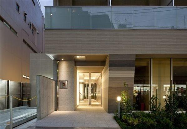 コンシェリア駒込ANNEXのエントランス