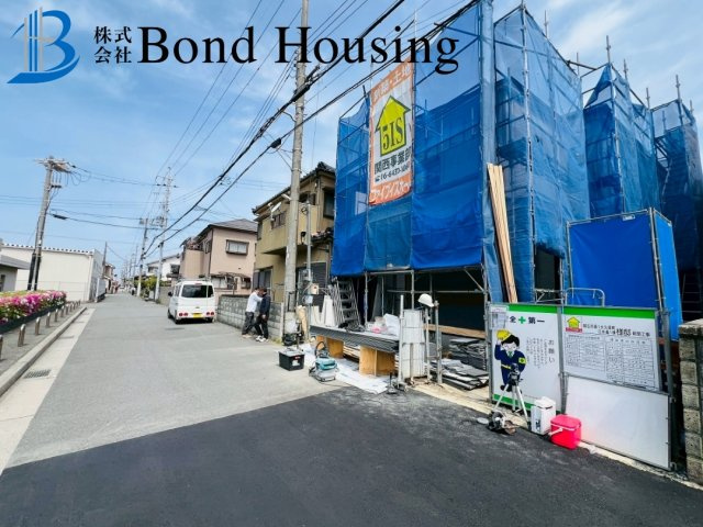 江井ヶ島駅徒歩10分　耐震等級3　大久保町江井島　新築戸建の前面道路含む現地写真