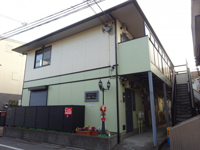 ASTOR GREEN