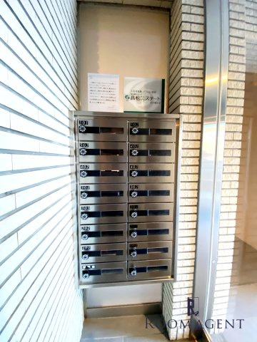 Stage本山のエントランス