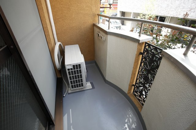マンションメイトキのバルコニー