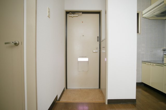 マンションメイトキの玄関