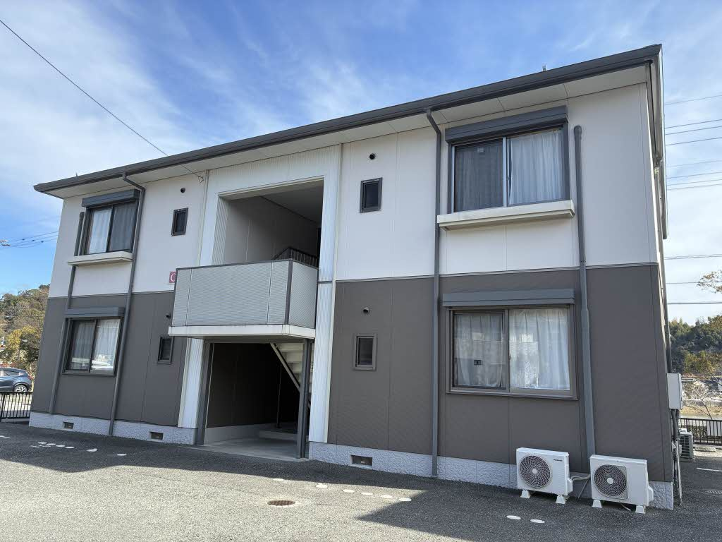 セフィラハイツⅡ C棟の外観