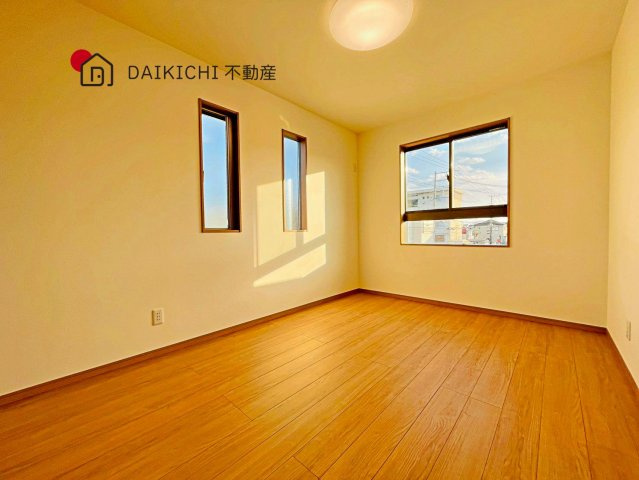 【子供部屋】 | 久喜市青葉第7期　ワイウッドコート　新築戸建　全3棟　2号棟