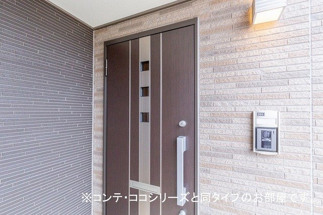 マスコット　ハウスⅡの玄関