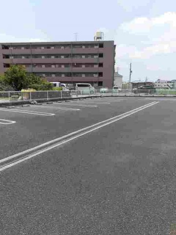 リフティー井上Ｂの駐車場