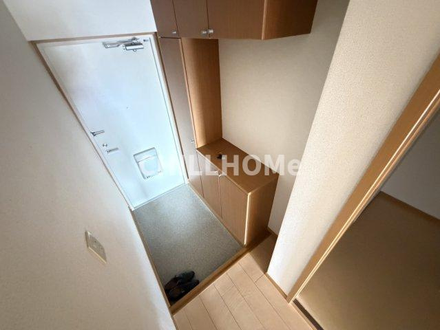 グランドレジデンスの玄関|当社、チルホームのHPもご覧ください(^^)/物件情報多数♪