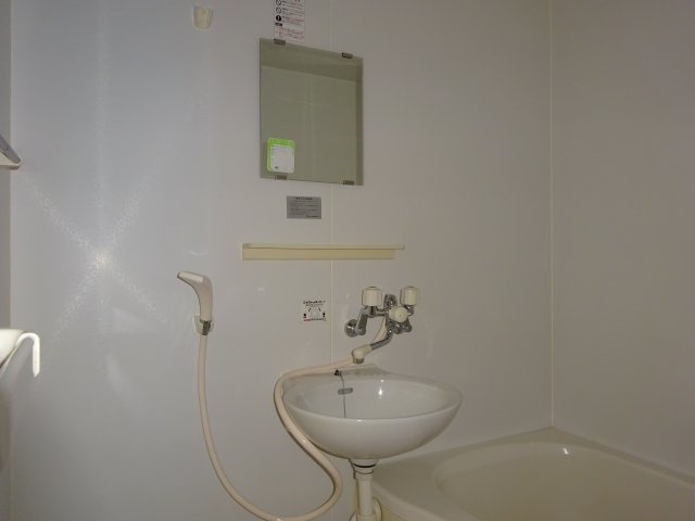 花ハウス2の洗面所