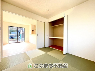 【前面道路含む現地写真】 | CRADLEGARDEN古河市尾崎第1　1号棟 | 前面道路が広いので、陽当り・解放感◎になっております！
