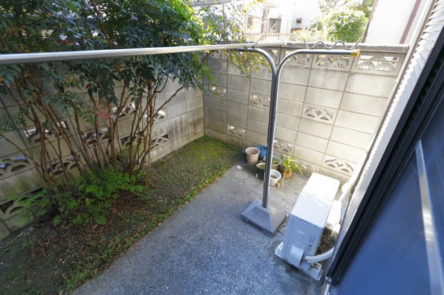 コーポルピナスのバルコニー