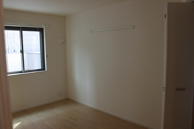 ボヌールメゾン篠山の洋室