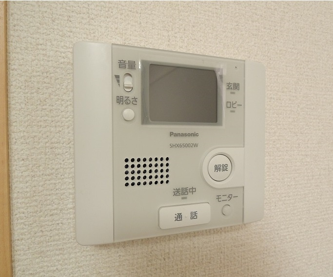 クレストタウンＡの内装|TVドアホンがうれしいですね。