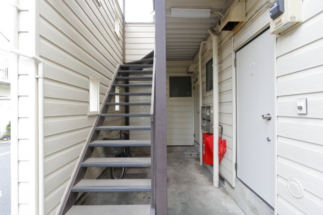 コーポルピナスの外観