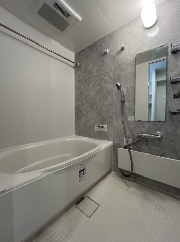 ハピネスガーデン新大阪の浴室