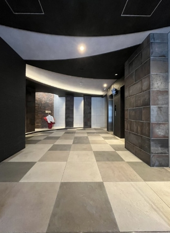 ハピネスガーデン新大阪のロビー